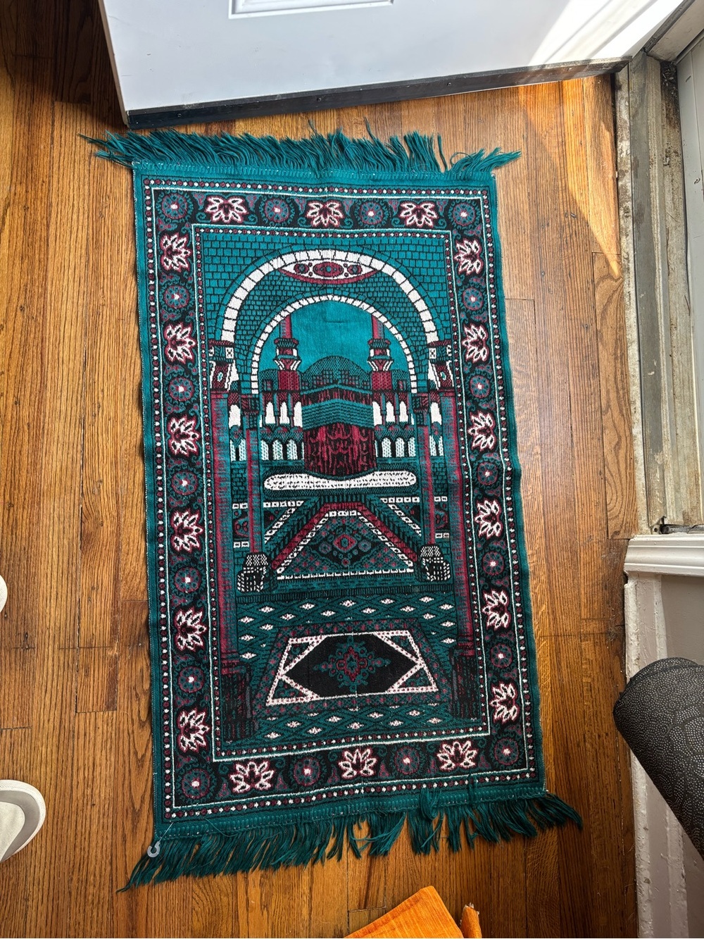 Velveteen Teal Patterned Prayer Rug
